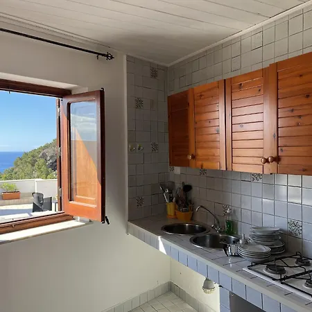 Apartment Casa Centro Storico By Sul Mare Isola di Ustica