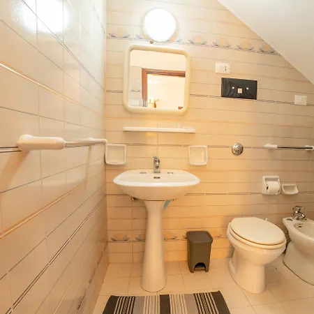 Casa Centro Storico By Sul Mare Isola di Ustica